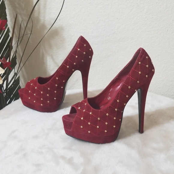 Bumper 👠 Burgundy Velvet Gold Stud High Heels - Picture 2 of 7